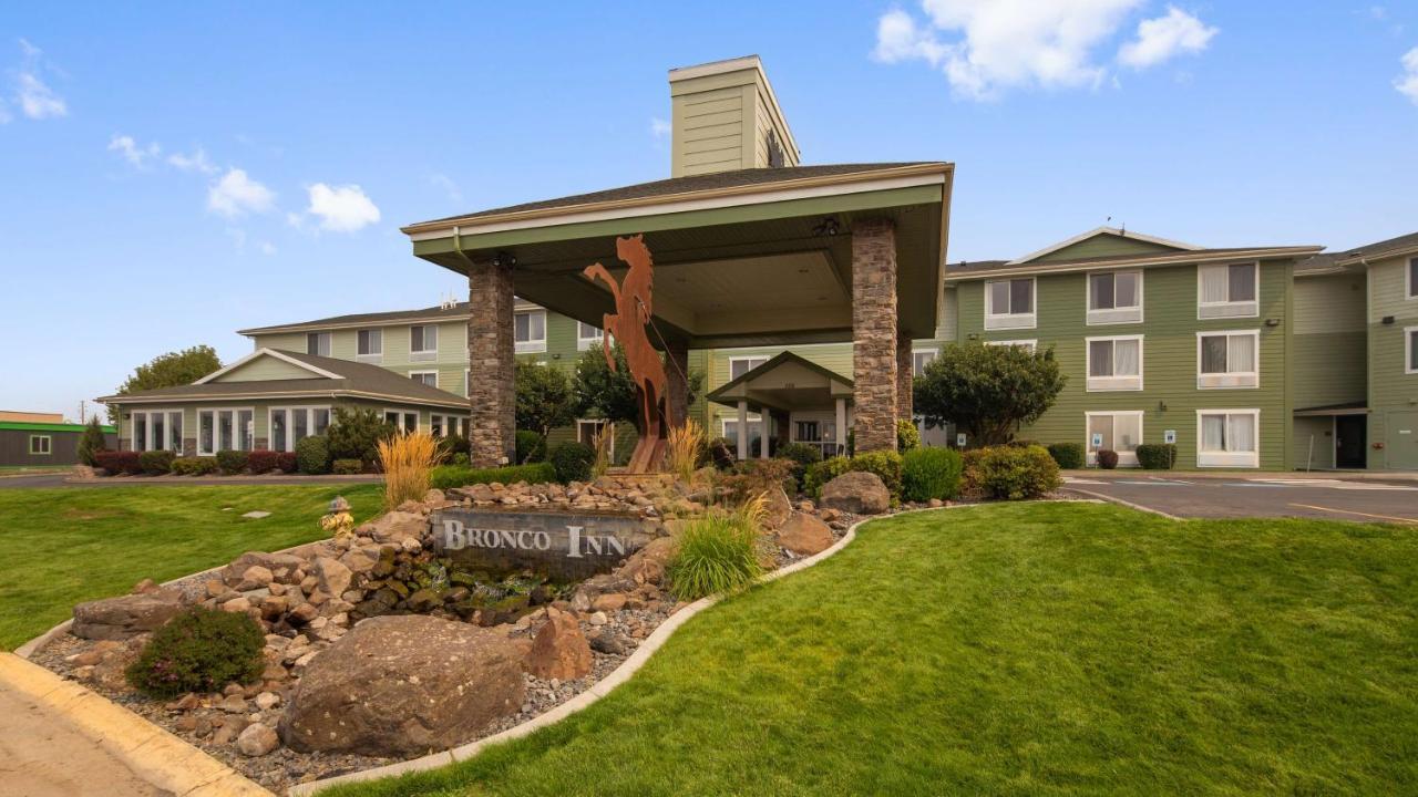 Best Western Bronco Inn Ritzville Екстериор снимка