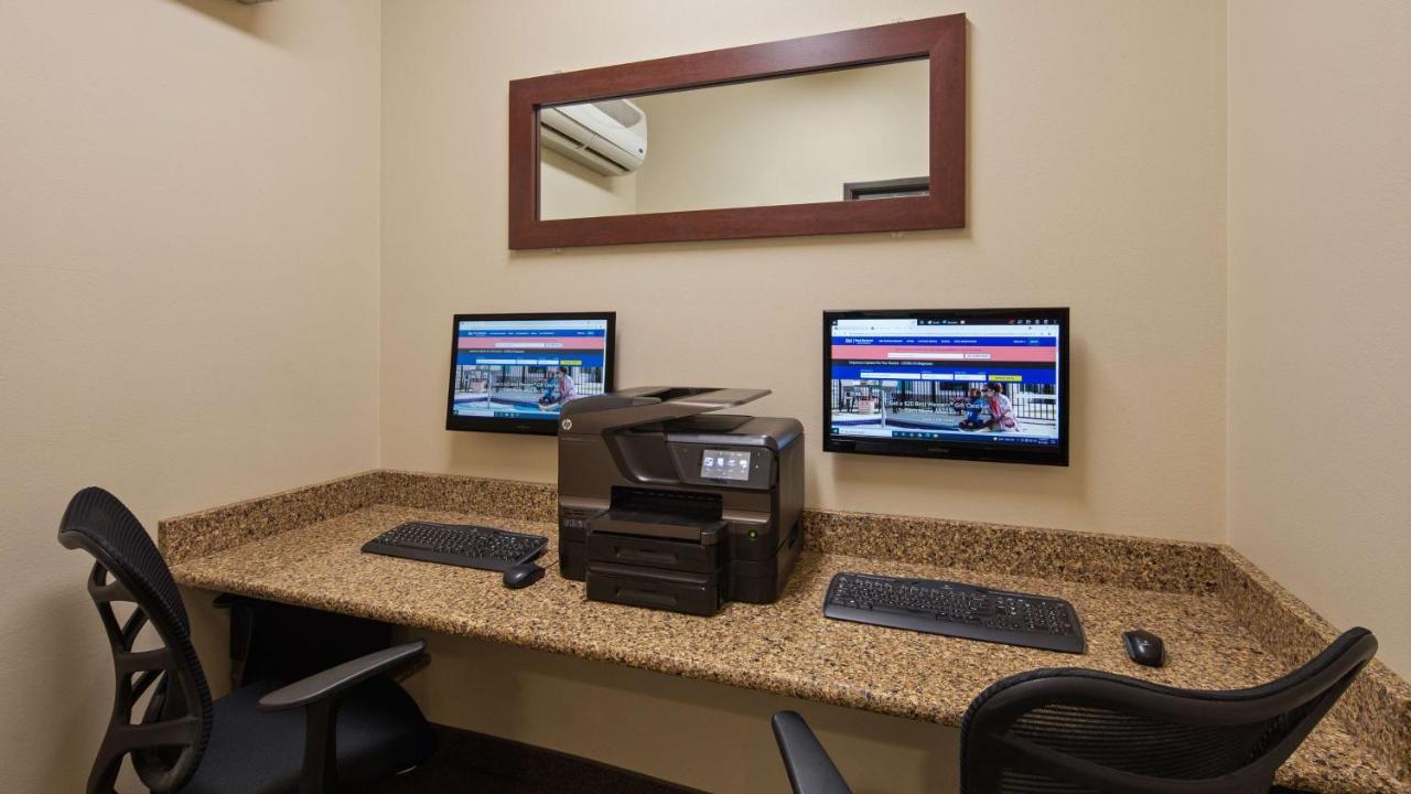 Best Western Bronco Inn Ritzville Екстериор снимка