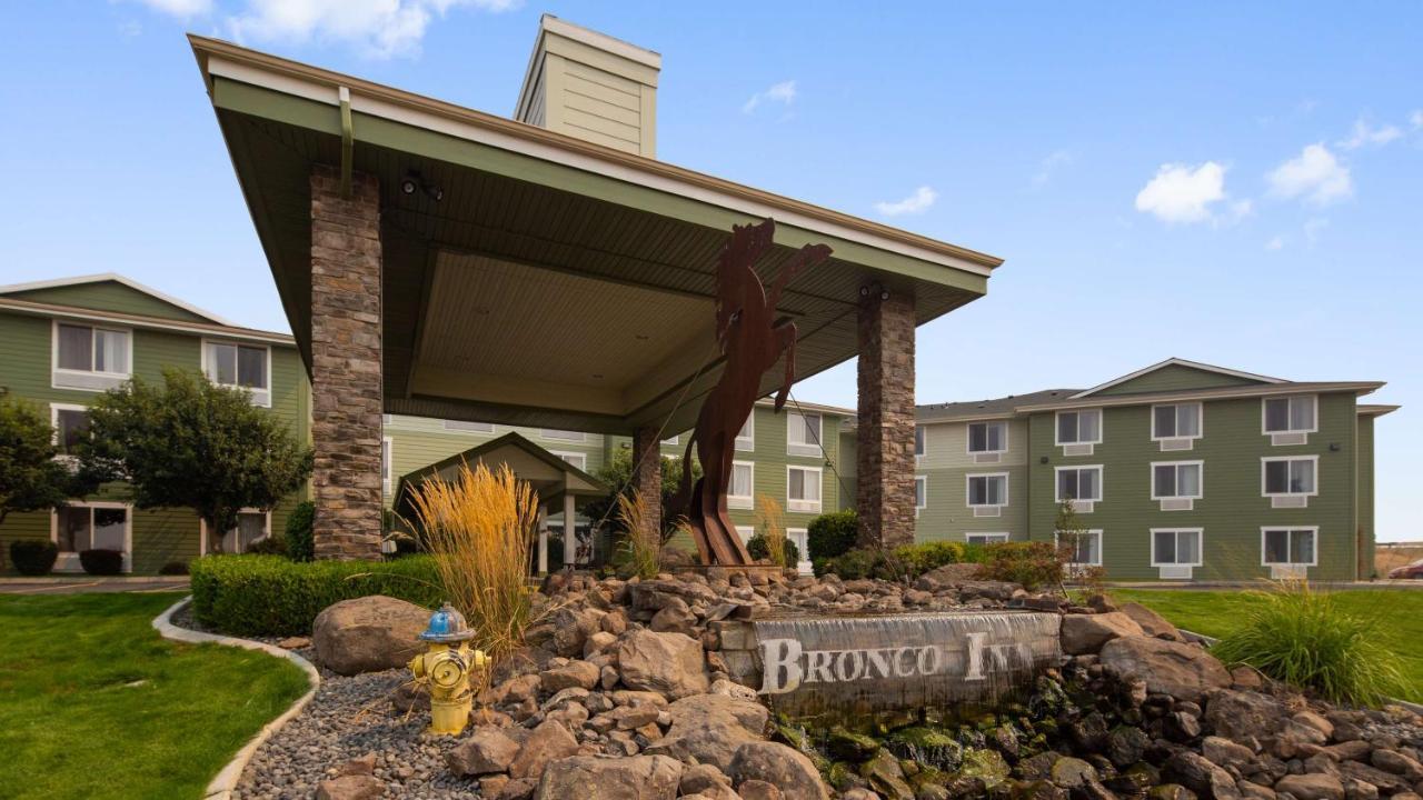 Best Western Bronco Inn Ritzville Екстериор снимка