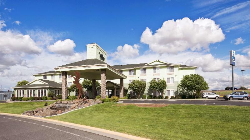 Best Western Bronco Inn Ritzville Екстериор снимка